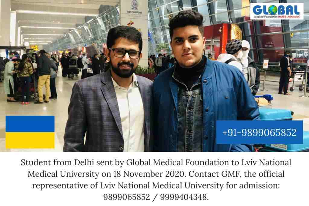 Shobhit Jayaswal with a student from Delhi sent to Lviv National Medical University in 2020